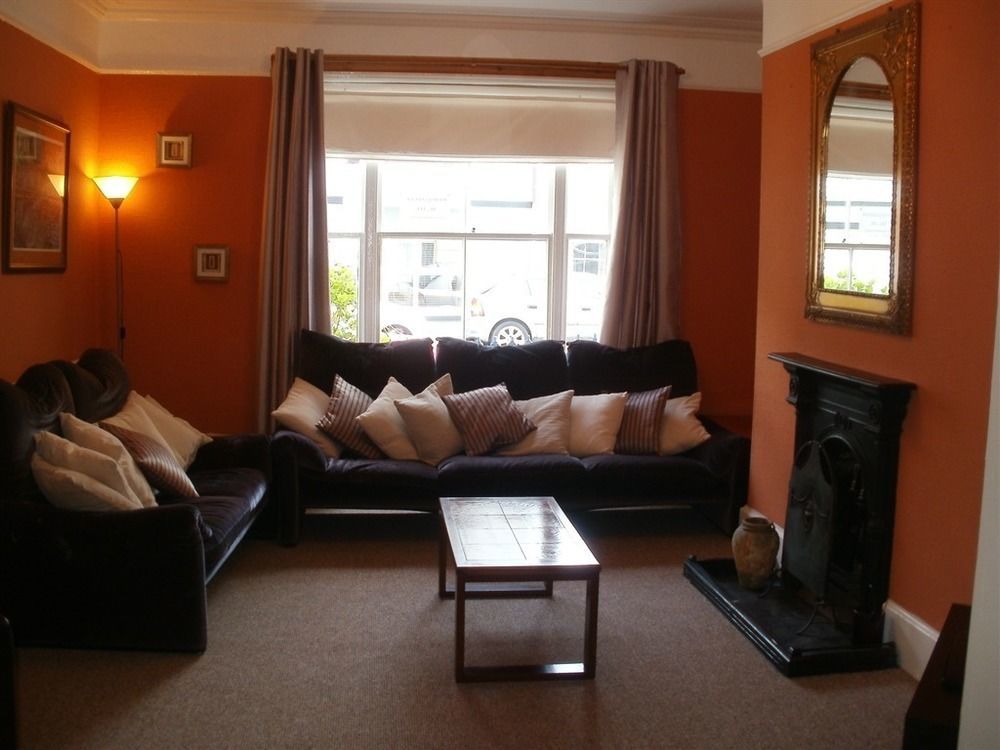 Gumfreston Guest House Tenby Exterior photo